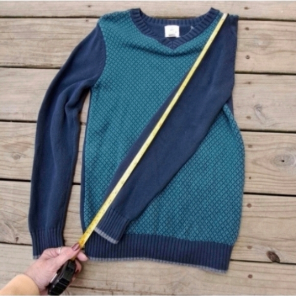 See New Listing Girls Size 10/12 Lands' End Knit Warm Sweater - Picture 7 of 11